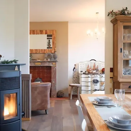 Spacious In Somme-leuze *