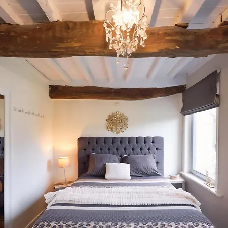 Spacious In Somme-leuze Hébergement de vacances