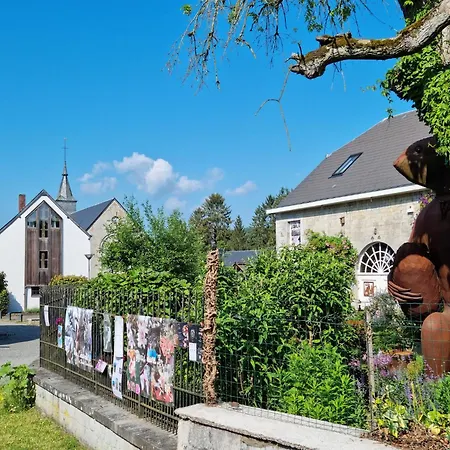 Spacious In Somme-leuze