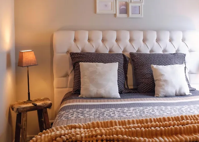 Spacious In Somme-leuze Дом отдыха *