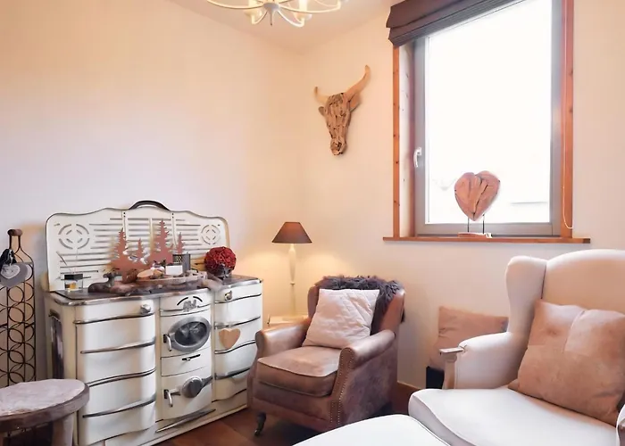 Spacious In Somme-leuze Дом отдыха Heure