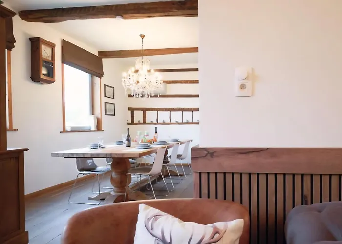 Spacious In Somme-leuze Дом отдыха