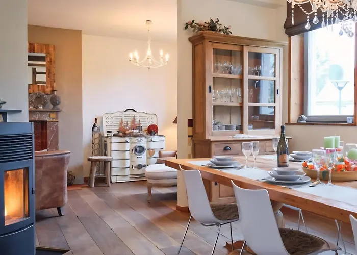 Spacious In Somme-leuze *