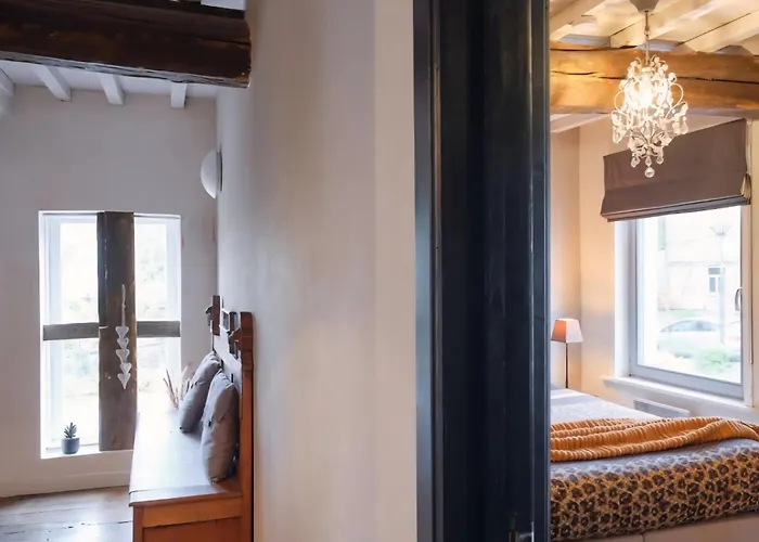 Дом отдыха Spacious In Somme-leuze *