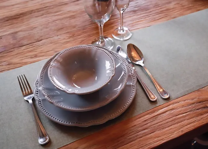 Spacious In Somme-leuze *